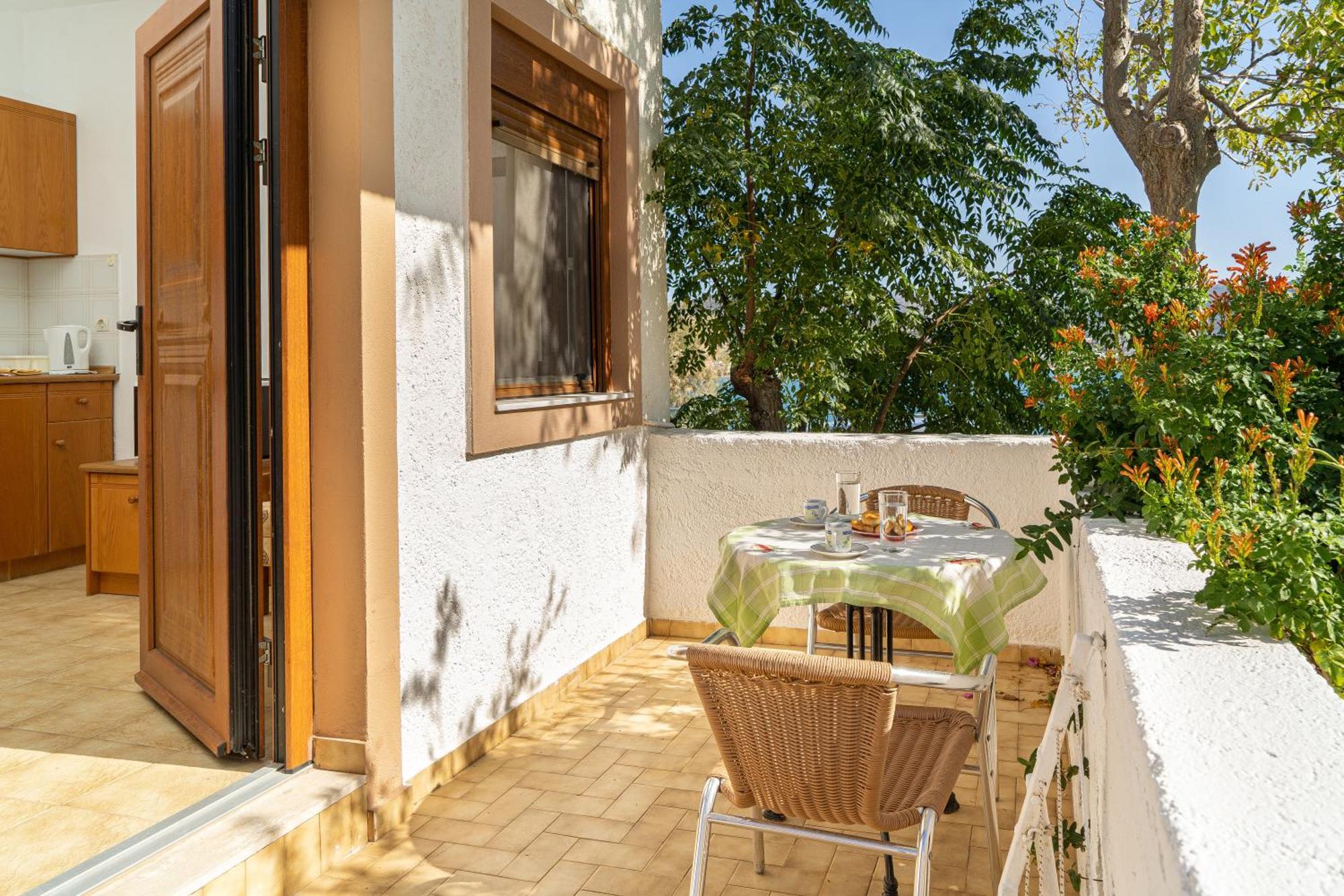 Akrotiri Apartments Makrýgialos Exterior foto